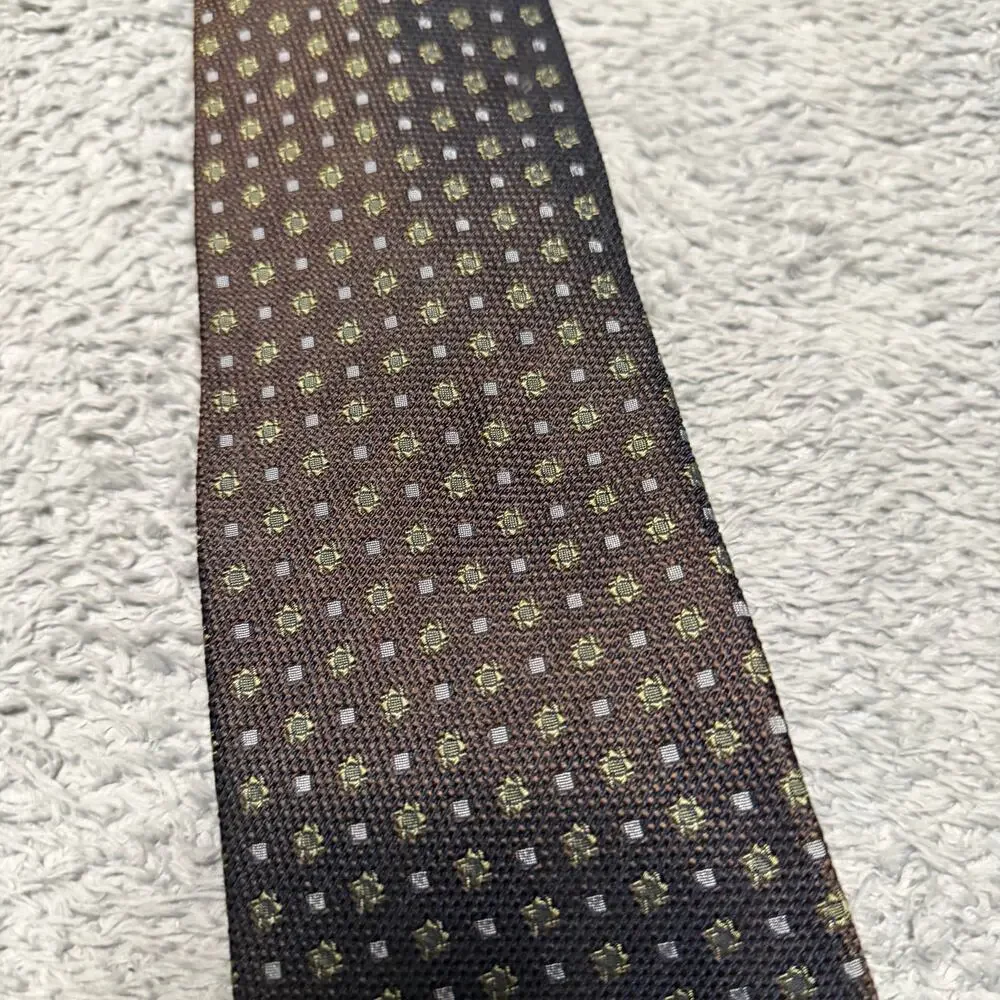 Ermenegildo Zegna Men's 100% Silk Tie Red Brown Green Dots Made in Italy